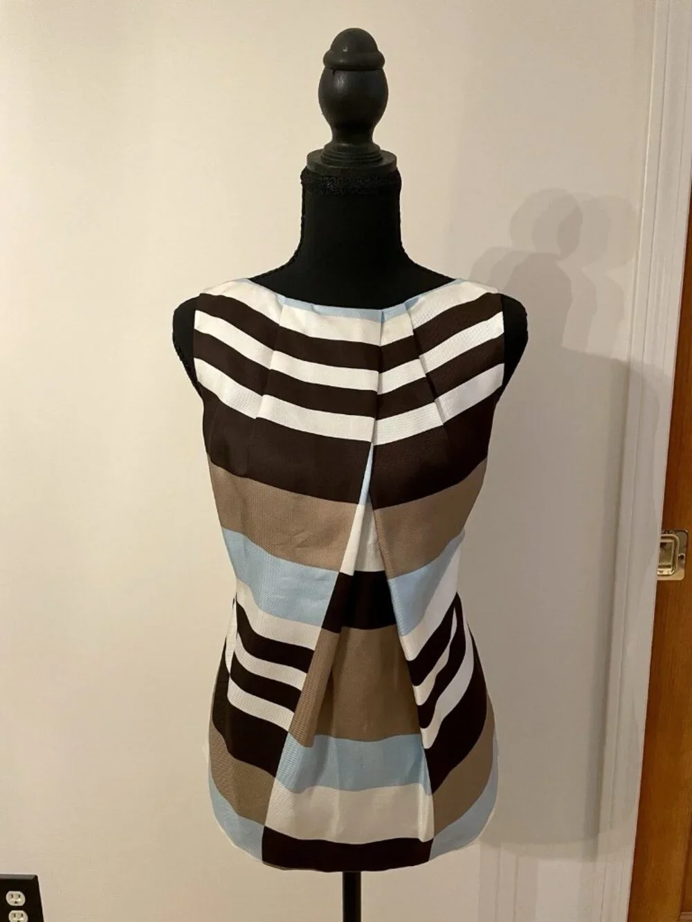 Tory Burch 100% Silk Blouse Sleeveless Blue Brown Luxury Designer Top Stripe, 4